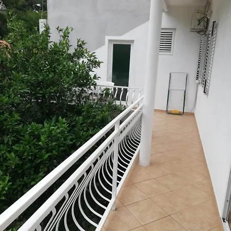 Apartman Neven *